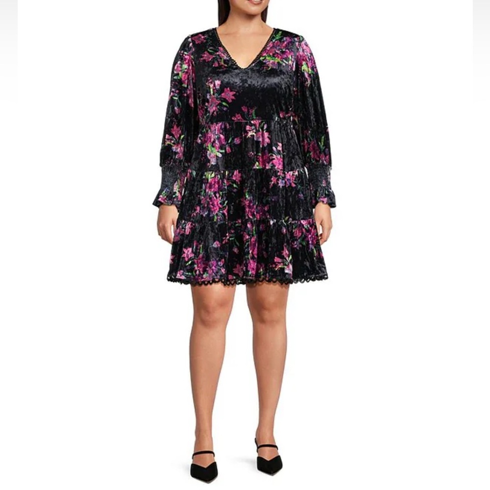 Sugarlips Plus Black Floral Velvet Tiered Mini Dress Pink Long Sleeve - Size 3X